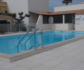 App With Balcony In Cap D'agde Near The Beach