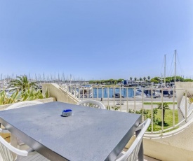 Studio close to the port of Grau du Roi