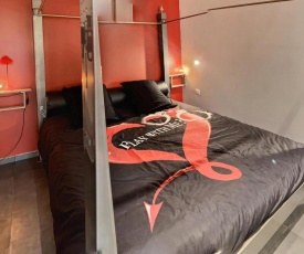 LE DONJON Villa de luxe BDSM Port Nature Cap d'Agde naturiste