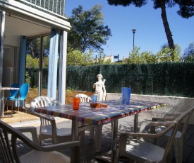 Les Locations de Lara VI - T3 31m² Rez-de-jardin Terrasse 32m² Loggia Pkg