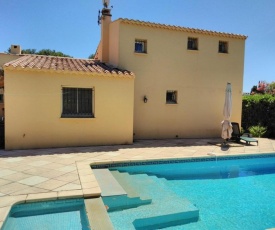 Villa Cap d'Agde, 5 pièces, 8 personnes - FR-1-607-23