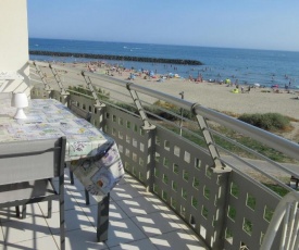 Appartement 1ère ligne très belle vue mer Rochelongue Cap d'Agde