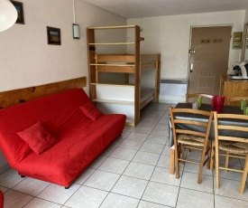 Appartement Le Grau-du-Roi, 2 pièces, 6 personnes - FR-1-250-75