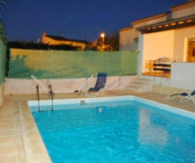 Villa de 3 chambres avec piscine privee et jardin clos a Agde a 2 km de la plage