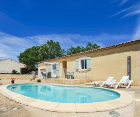 Spacious Holiday Home in Aigues vives with Private Pool