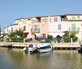 Beautiful home in Aigues-Mortes with 3 Bedrooms and WiFi