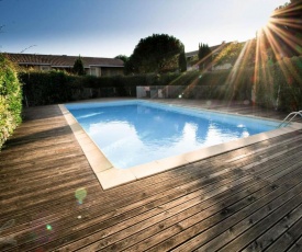 PISCINE, TERRASSE, PARKING, 4 lit, 1500m cité,CLIM