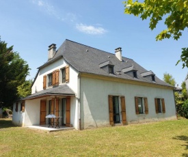 La bergerie, maison spacieuse avec grand jardin, vue sur les Pyrénées