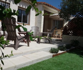 Belle villa classée 4 étoiles proche plage avec jardin