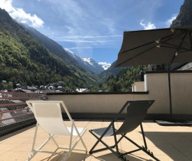 Cauterets T2 avec toit terrasse, parking couvert