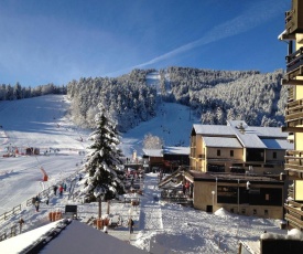 Un Isard au Pied des Pistes