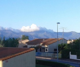 T2 (1 Chbre) Appart refait à neuf très clame et climatisé