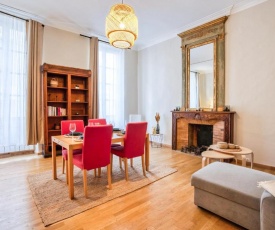 Superbe appartement 95m2 proche Arènes- parking coupole de Nimes gratuit