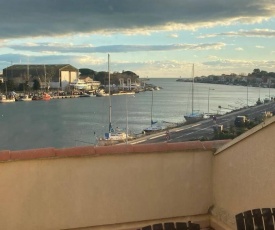 Appartement calme vue sur l'hérault et la mer