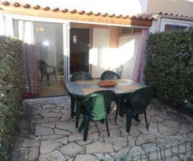 Villa Marseillan-Plage, 3 pièces, 6 personnes - FR-1-326-532