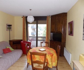 Appartement Bagnères-de-Luchon, 3 pièces, 4 personnes - FR-1-313-128