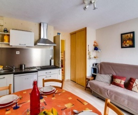 Appartement Esquièze-Sère, 2 pièces, 6 personnes - FR-1-402-34