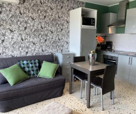 Appartement Balaruc-les-Bains, 1 pièce, 2 personnes - FR-1-553-18