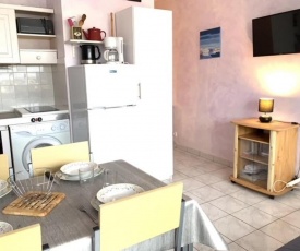 Studio Balaruc-les-Bains, 1 pièce, 4 personnes - FR-1-503-10