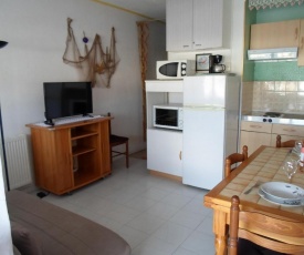 Studio Balaruc-les-Bains, 1 pièce, 4 personnes - FR-1-503-4