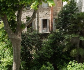 Les Jardins De L´Ecusson - Première Conciergerie