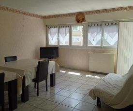 Appartement Balaruc-les-Bains, 2 pièces, 4 personnes - FR-1-534-21