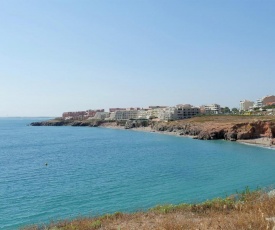 STUDIO AVEC PKG, LES CRIQUES DE LA CORNICHE