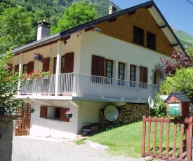 Chalet toutou 12/14 personnes