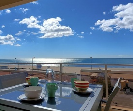 Appartement T2, 2 a 4 Personnes avec une Vue sur Mer 4TL25