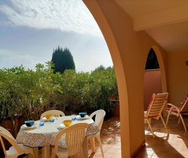 T2 avec terrasse, équipé pour 4 personnes, à 600 m de la plage 4FOUL23