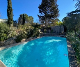 LES ACANTHES - Private house with swimming pool