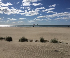 P2 Couchant 2 étoiles La Grande Motte 5 min Plage-Parking privatif