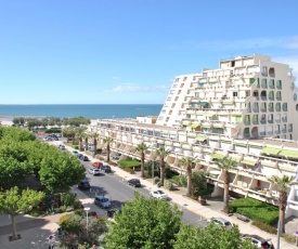 STUDIO 2-3 pers PARKING CLIM VUE PORT ET MER