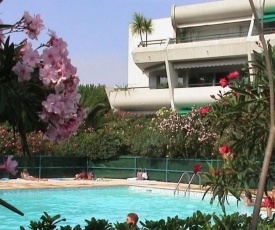 Suberbe T2 avec piscine et jardin de 150m2