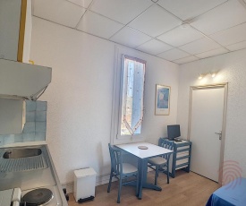 Studio Lamalou-les-Bains, 1 pièce, 1 personne - FR-1-451-54