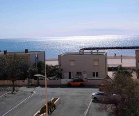 APPARTEMENT 100M DE LA MER