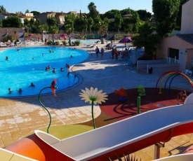 Bungalow de 2 chambres a Valras Plage a 200 m de la plage avec piscine partagee et terrasse