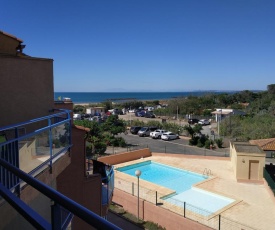 Appartement, vue sur mer, accés direct plage, piscine