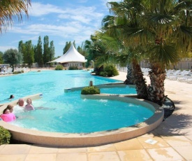 Bungalow de 3 chambres avec piscine partagee jardin amenage et wifi a Vias a 2 km de la plage