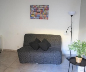 BEAU STUDIO EQUIPE , PLEIN COEUR DE PERPIGNAN