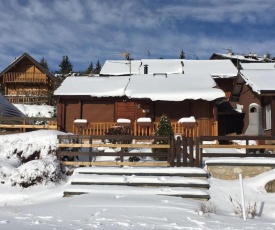 Confortable Chalet pie des pistes Pyrénées 2000